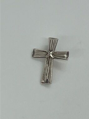 Vtg 925 Sterling Silver Textured Religious Cross Pendant Dainty